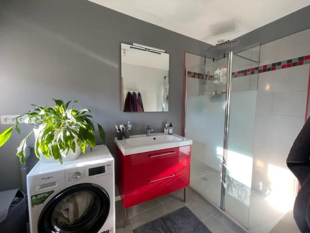 Maison - 170 m² - 9 pièces