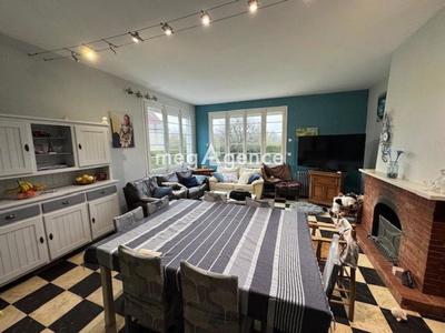 Maison - 160 m² - 8 pièces