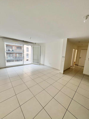 Appartement - 60 m² - 3 pièces