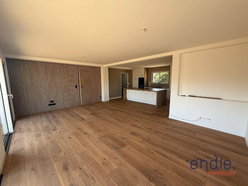 Maison - 144 m² - 5 pièces