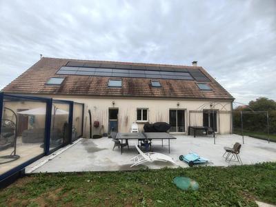 Maison de campagne - 200 m² - 9 pièces
