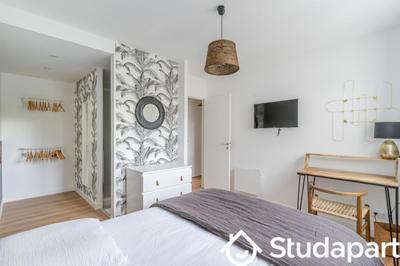 Chambre - 61 m² - 1 pièce