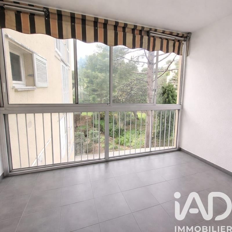 Appartement - 77 m² - 3 pièces