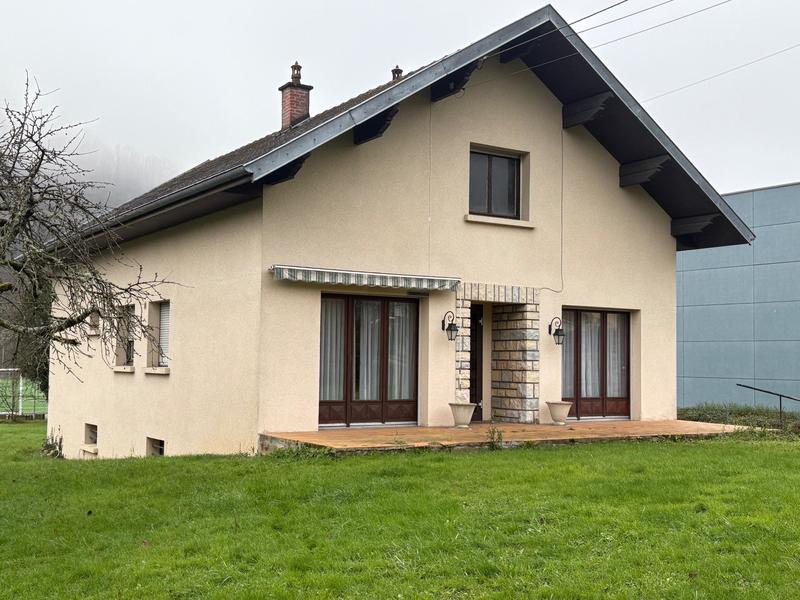 Maison - 95 m² - 3 pièces