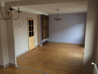 Appartement - 75 m² - 3 pièces