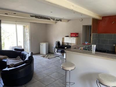 Maison - 83 m² - 4 pièces