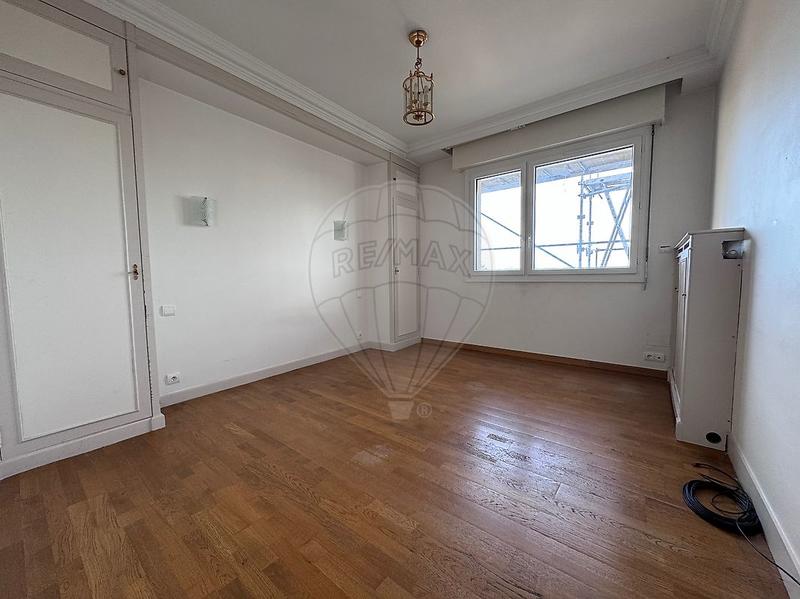 Appartement - 100 m² - 4 pièces