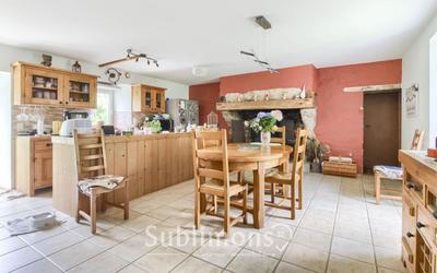 Longère - 234 m² - 8 pièces