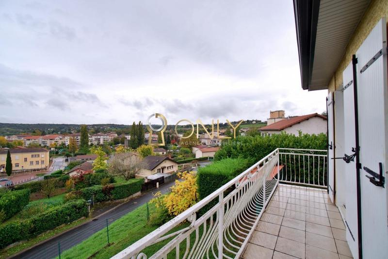 Maison - 88 m² - 4 pièces