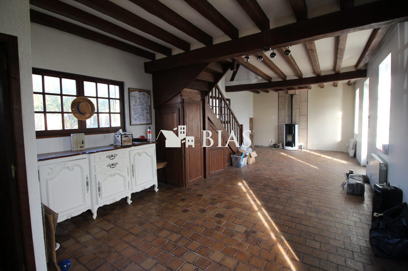 Maison - 224 m² - 11 pièces