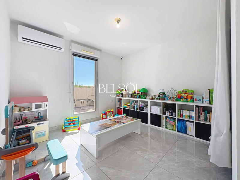 Appartement - 83 m² - 4 pièces