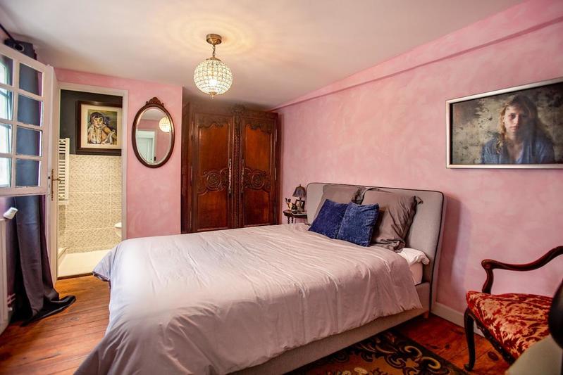 Maison - 446 m² - 12 pièces