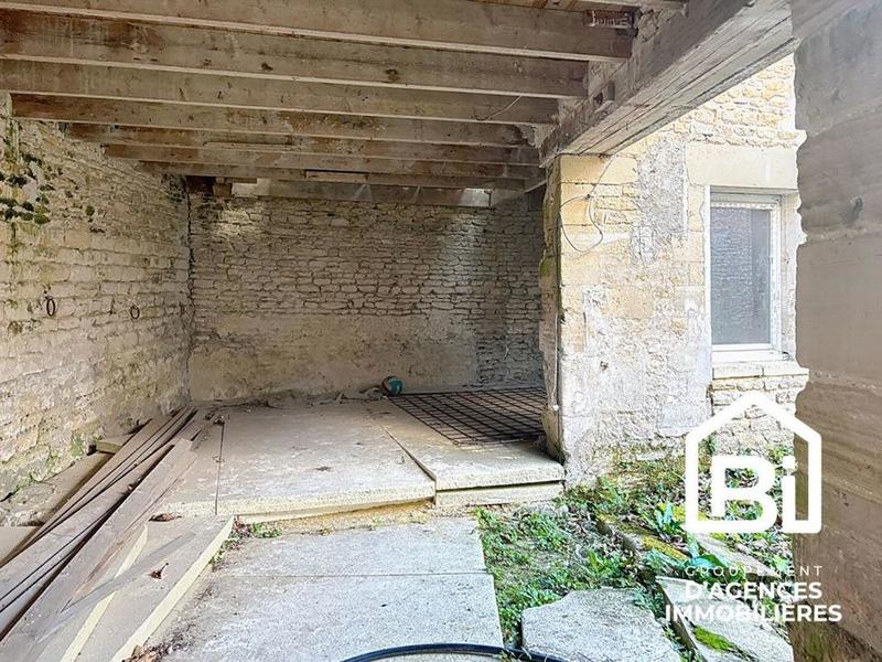 Maison - 338 m² - 12 pièces