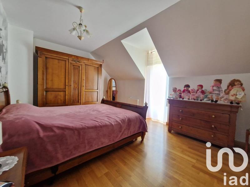 Maison - 175 m² - 8 pièces