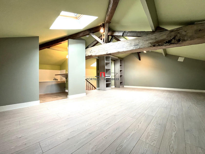 Appartement - 83 m² - 3 pièces