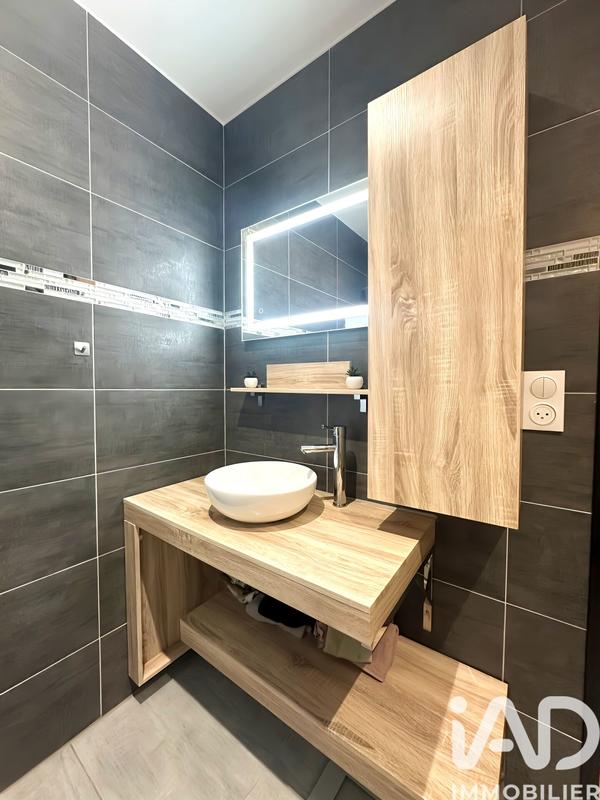 Appartement - 70 m² - 3 pièces