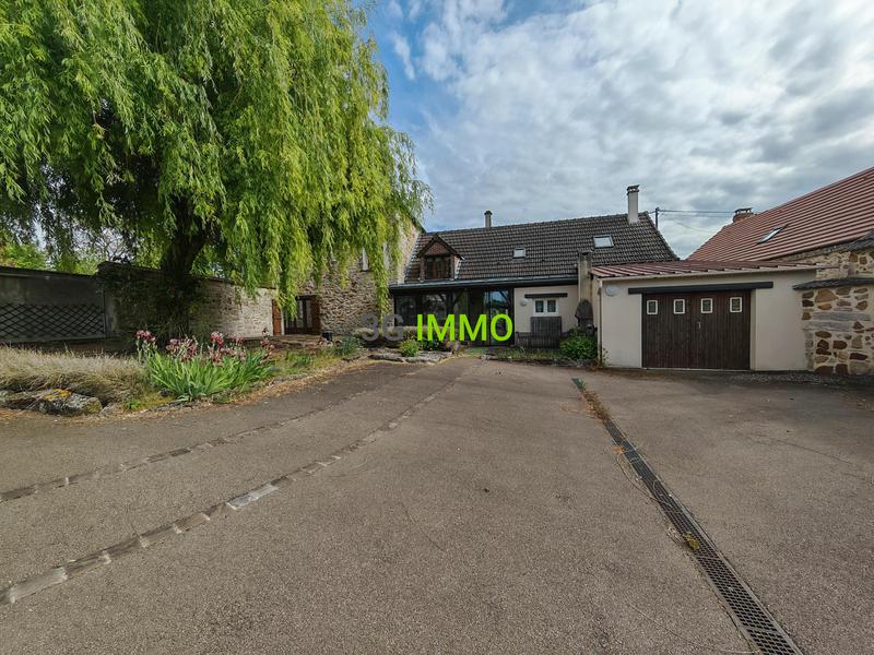 Maison - 217 m² - 8 pièces