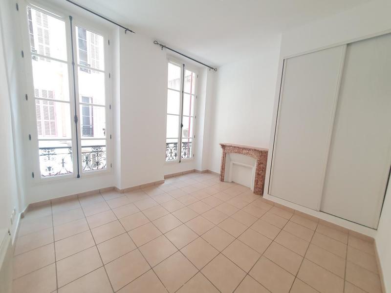 Appartement - 93 m² - 4 pièces