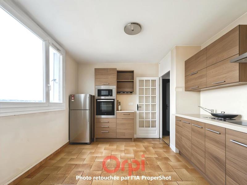Appartement - 81 m² - 4 pièces