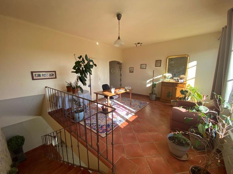 Maison - 250 m² - 7 pièces