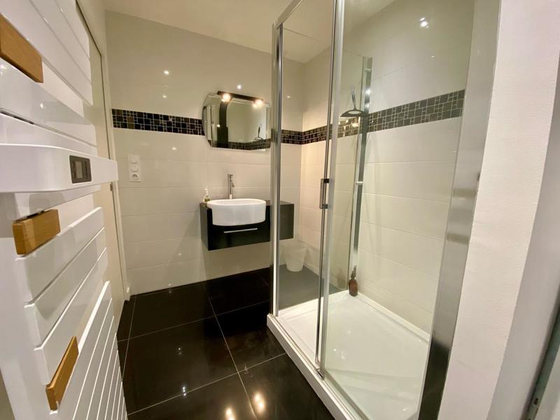 Maison - 222 m² - 5 pièces