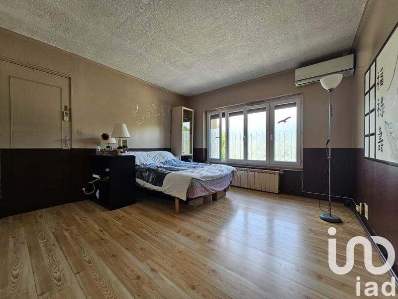 Maison de village - 360 m² - 8 pièces