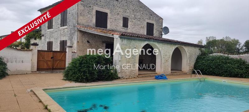 Maison - 282 m² - 15 pièces