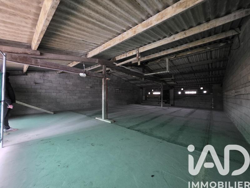 Maison - 222 m² - 2 pièces