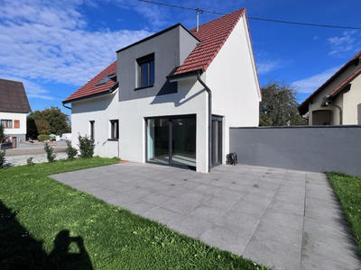 Maison - 114 m² - 4 pièces
