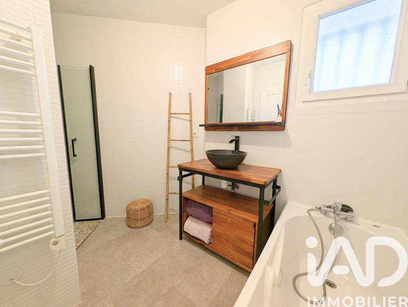 Maison - 96 m² - 5 pièces