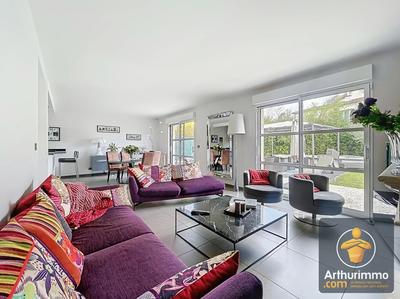 Maison - 132 m² - 7 pièces