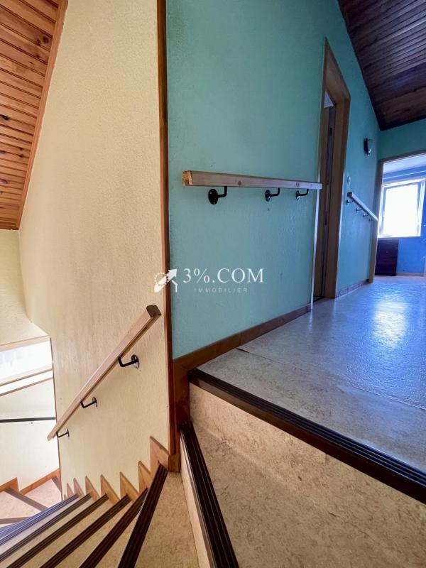 Maison - 92 m² - 5 pièces