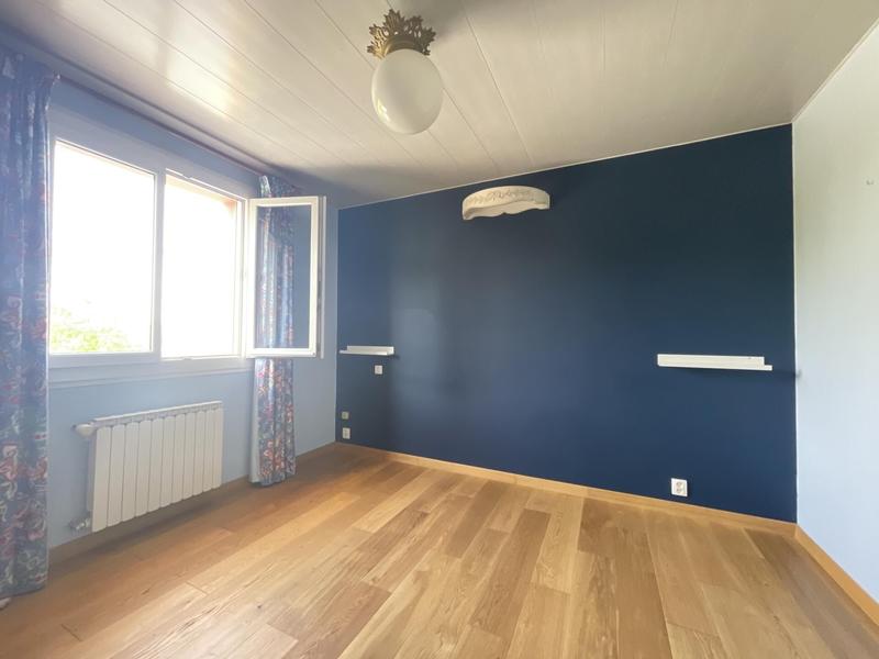 Maison - 193 m² - 8 pièces