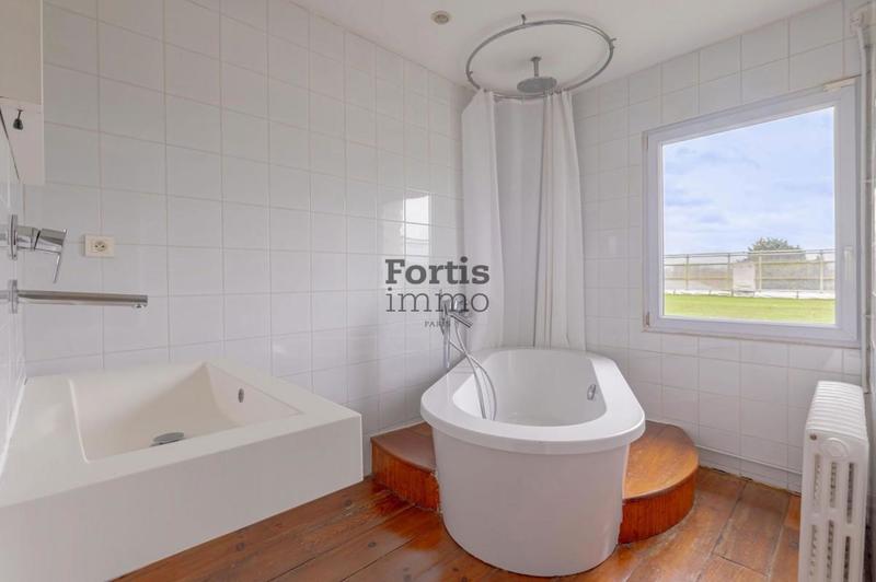 Demeure - 297 m² - 8 pièces