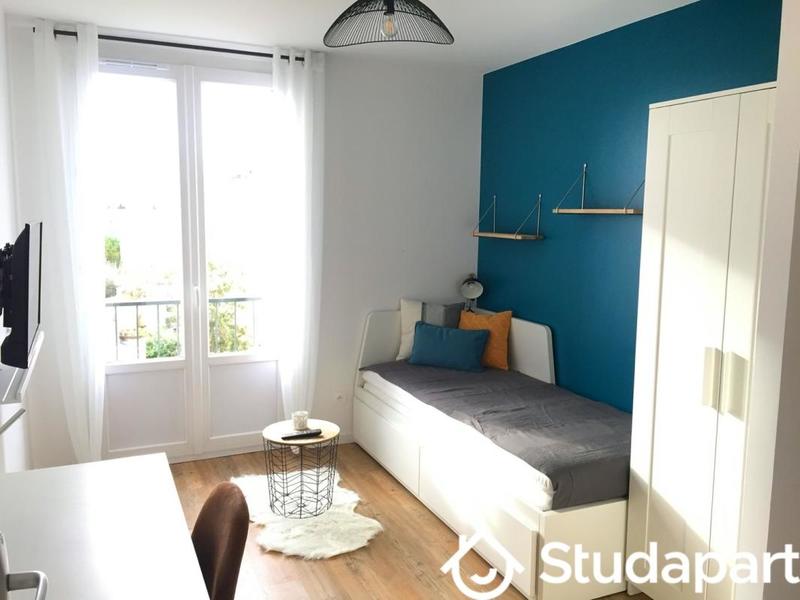 Chambre - 10 m² - 1 pièce