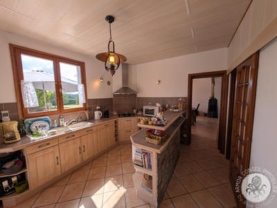 Maison - 179 m² - 6 pièces