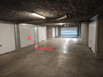 Parking / Garage - 15 m²