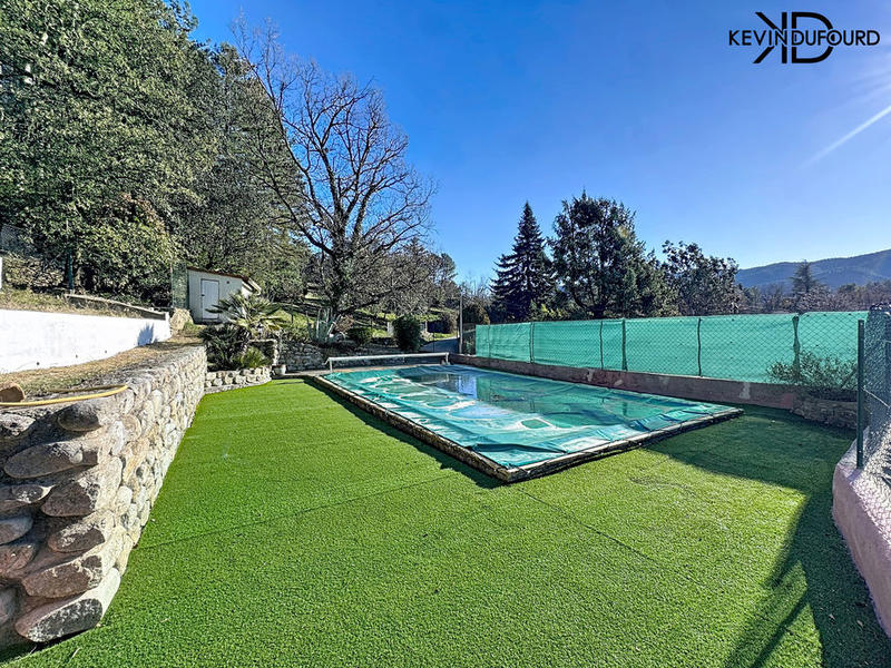 Maison - 135 m² - 7 pièces