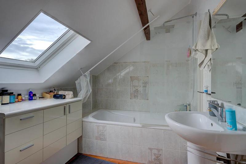 Appartement - 156 m² - 8 pièces