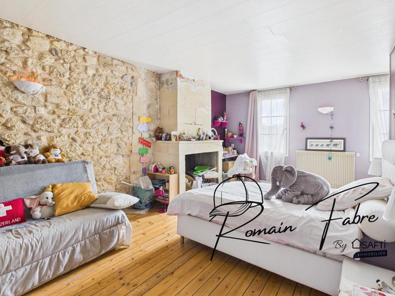 Maison - 221 m² - 6 pièces