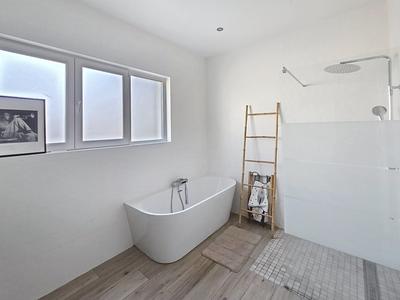 Maison - 145 m² - 7 pièces