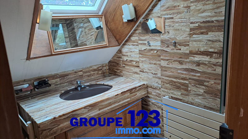 Maison - 521 m² - 18 pièces