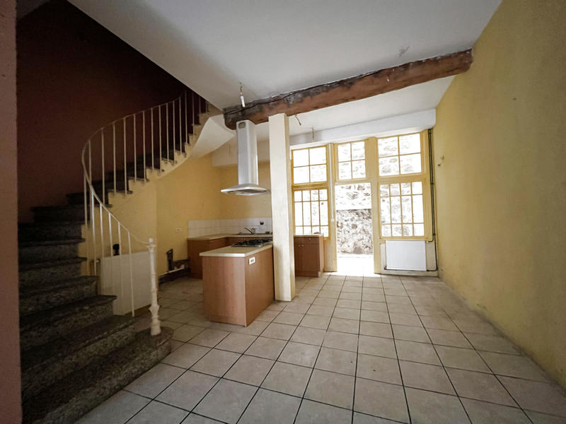 Maison - 143 m² - 5 pièces