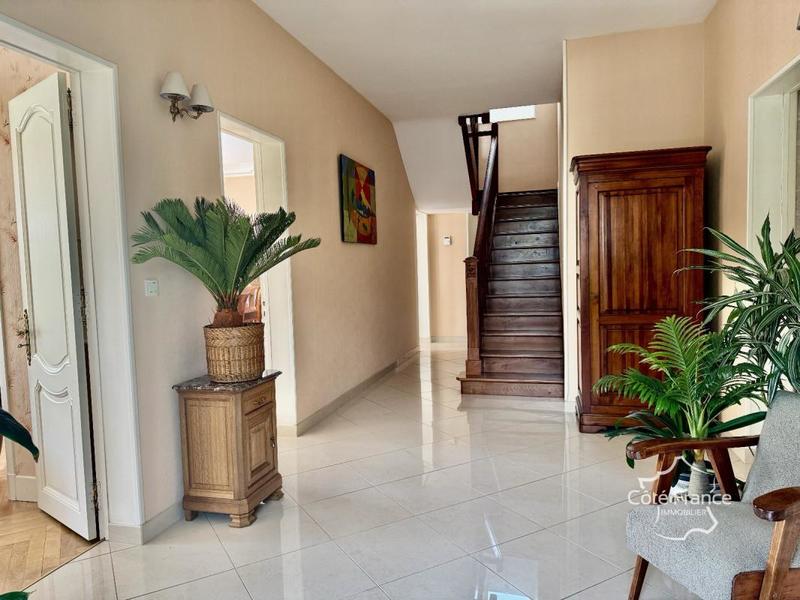 Maison de maîtres - 208 m² - 7 pièces