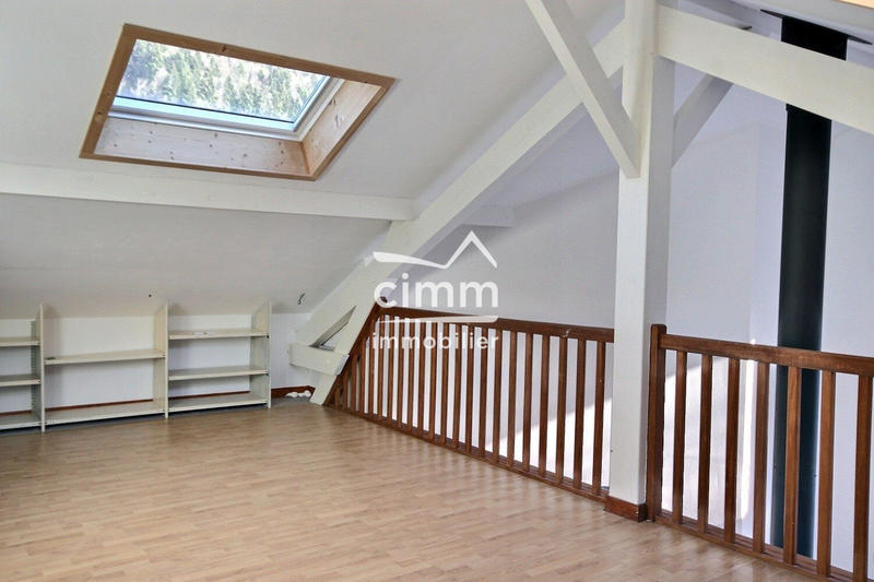 Maison - 163 m² - 5 pièces