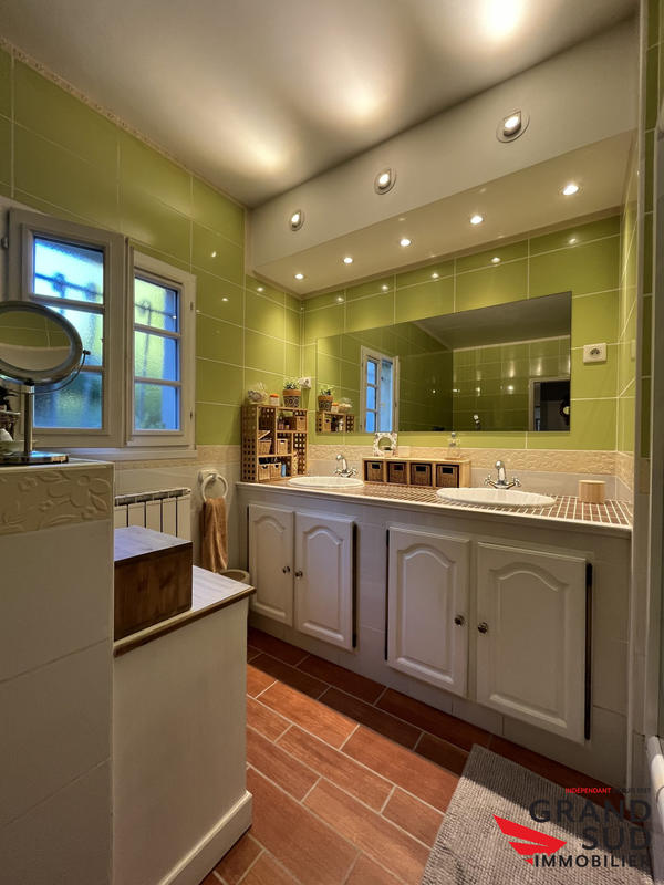 Maison ancienne - 177 m² - 6 pièces