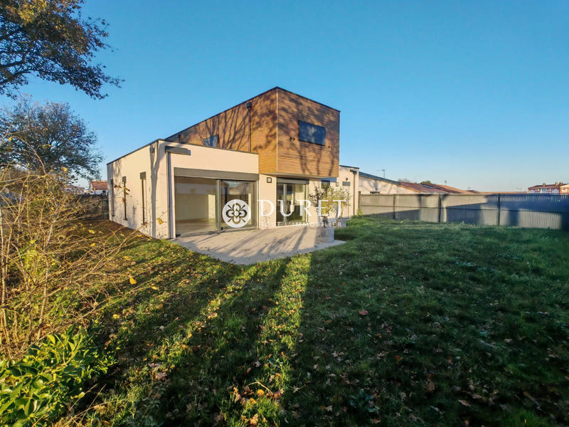 Maison contemporaine - 130 m² - 5 pièces