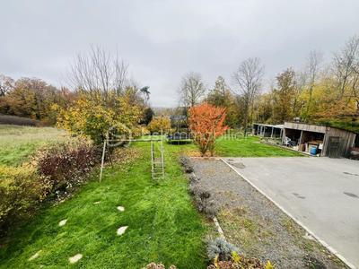 Maison - 180 m² - 7 pièces