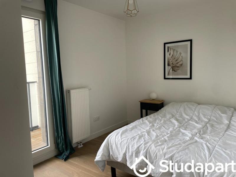 Chambre - 9 m² - 1 pièce