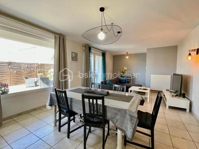 Appartement - 97 m² - 4 pièces